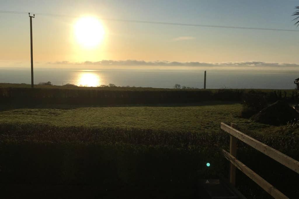 Whitehead Holiday Cottage Экстерьер фото